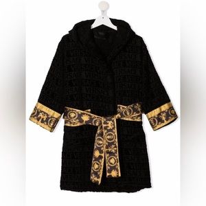 BNWT kids Versace robe